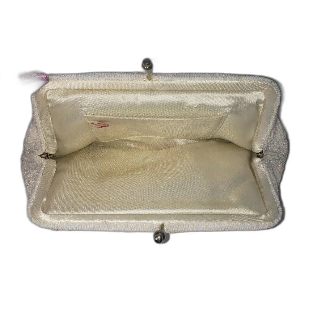 Vintage White Beaded Clutch Purse with Kiss Lock Closure